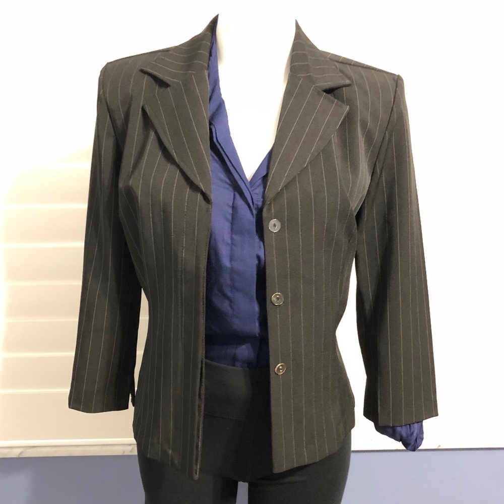 Stripped Blazer - Picture 2 of 2